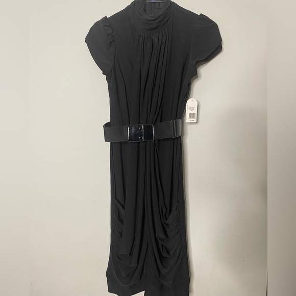 Dresses & Skirts - NWT Jessica Simpson Black Midi Dress with Belt Size 2